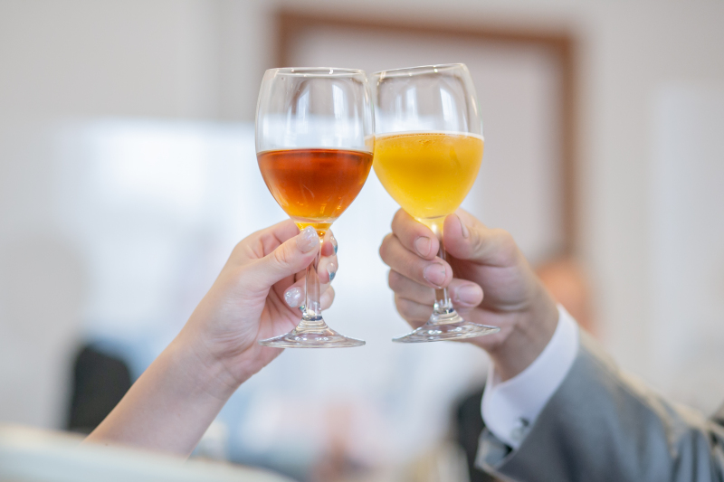 【期間限定】基本料50%オフ◆和装&洋装各1着_チャペルフォト+会食プラン|全データ&6名分のお食事代付き☆