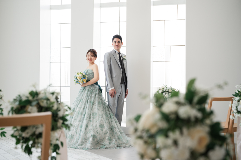 【よくばりプラン】ウェディングドレスもカラードレスも着たい方へ☆衣装チェンジ5分・撮影時間1時間!全データ50カット以上*