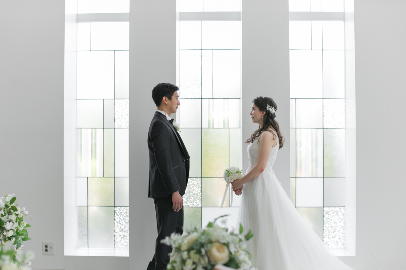 ★最大約80%OFF★和装&洋装各1着_チャペルフォトプラン|全データ付☆衣装追加料金なしで安心!基本料金のみでOK◎