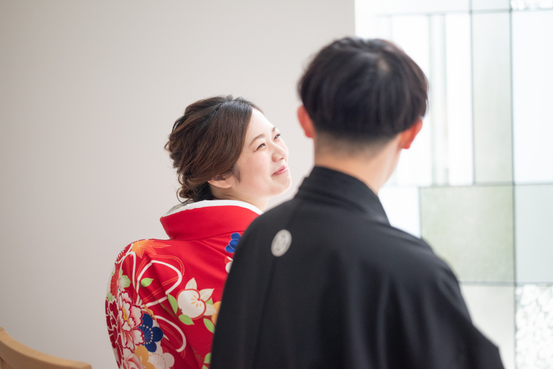 【期間限定】基本料50%オフ◆和装&洋装各1着_チャペルフォト+会食プラン|全データ&6名分のお食事代付き☆