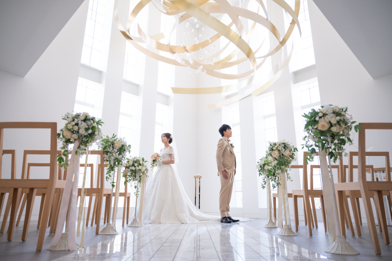 【期間限定】基本料50％オフ◆洋装１着_チャペルフォト＋会食プラン｜全データ＆6名分のお食事代付き☆