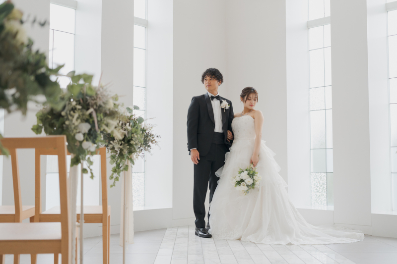 【期間限定｜基本料金34,500円で叶う】洋装１着プラン｜５０カットデータ・花嫁ヘアメイク＊定価69,000円&rarr;34,500円