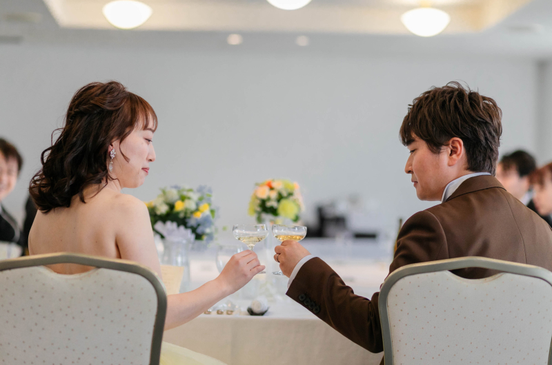 【期間限定】基本料50％オフ◆洋装１着_チャペルフォト＋会食プラン｜全データ＆6名分のお食事代付き☆