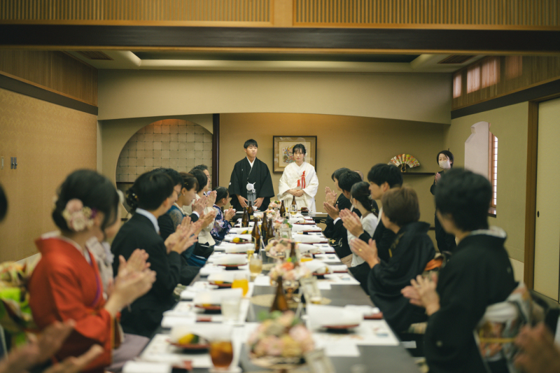 【期間限定】基本料50％オフ◆洋装１着_チャペルフォト＋会食プラン｜全データ＆6名分のお食事代付き☆