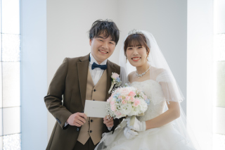 【小さな結婚式新潟店限定】「ご両親贈呈用ミニアルバム」1冊プレゼント！