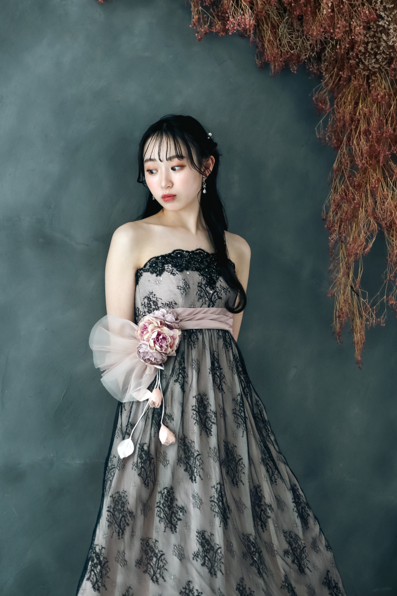 【8月まで☆3.3万円】ドレスとヘアメイクの魔法で叶える花嫁体験♡|55.000円⇒33.000円|美肌レタッチデータ3カット付