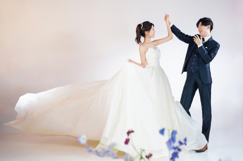 ドレスをなびかせて♪