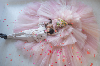 スタジオ2か所・近隣ロケ1着　