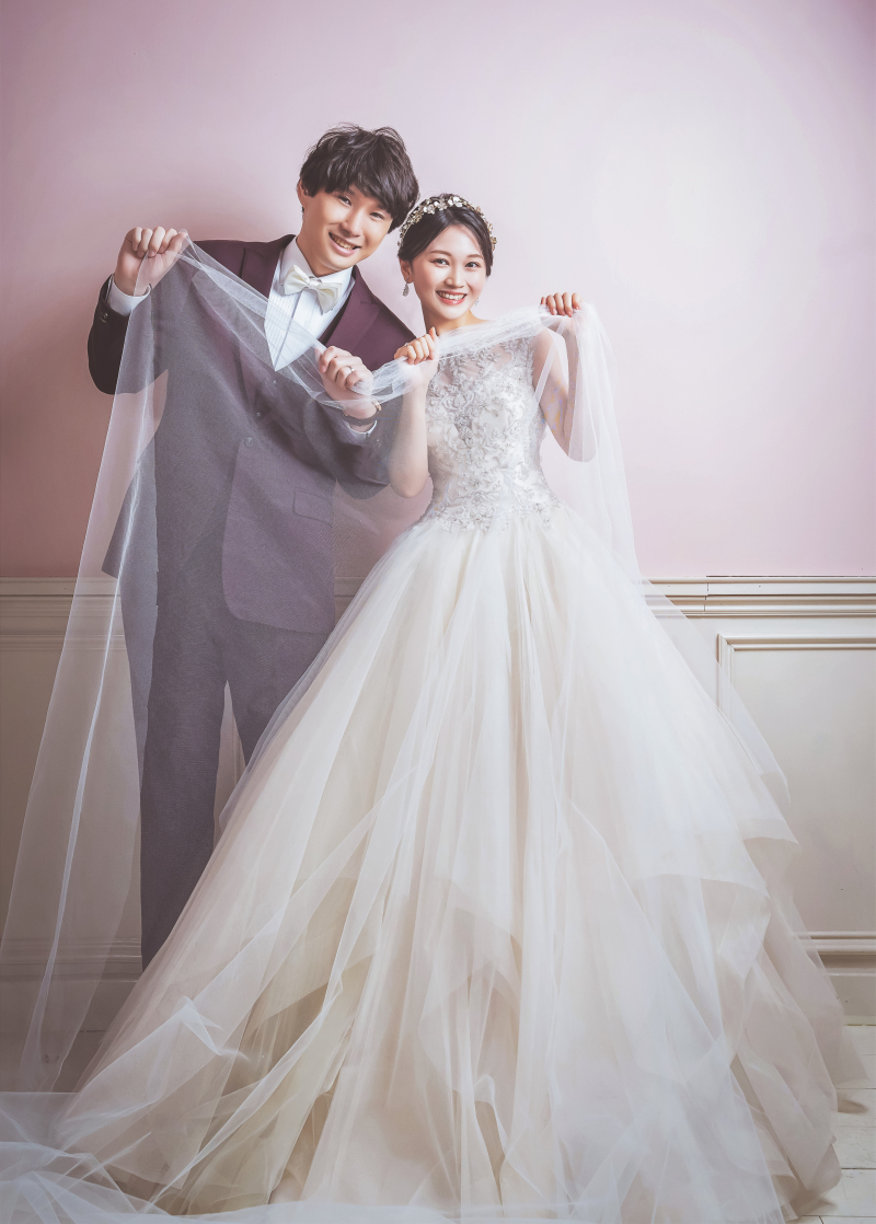 ベールを持って・・・