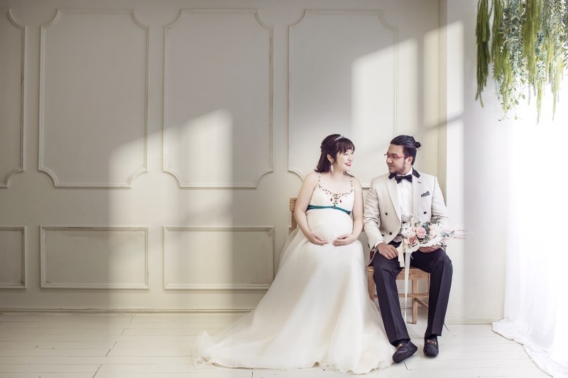 光の入る窓辺で