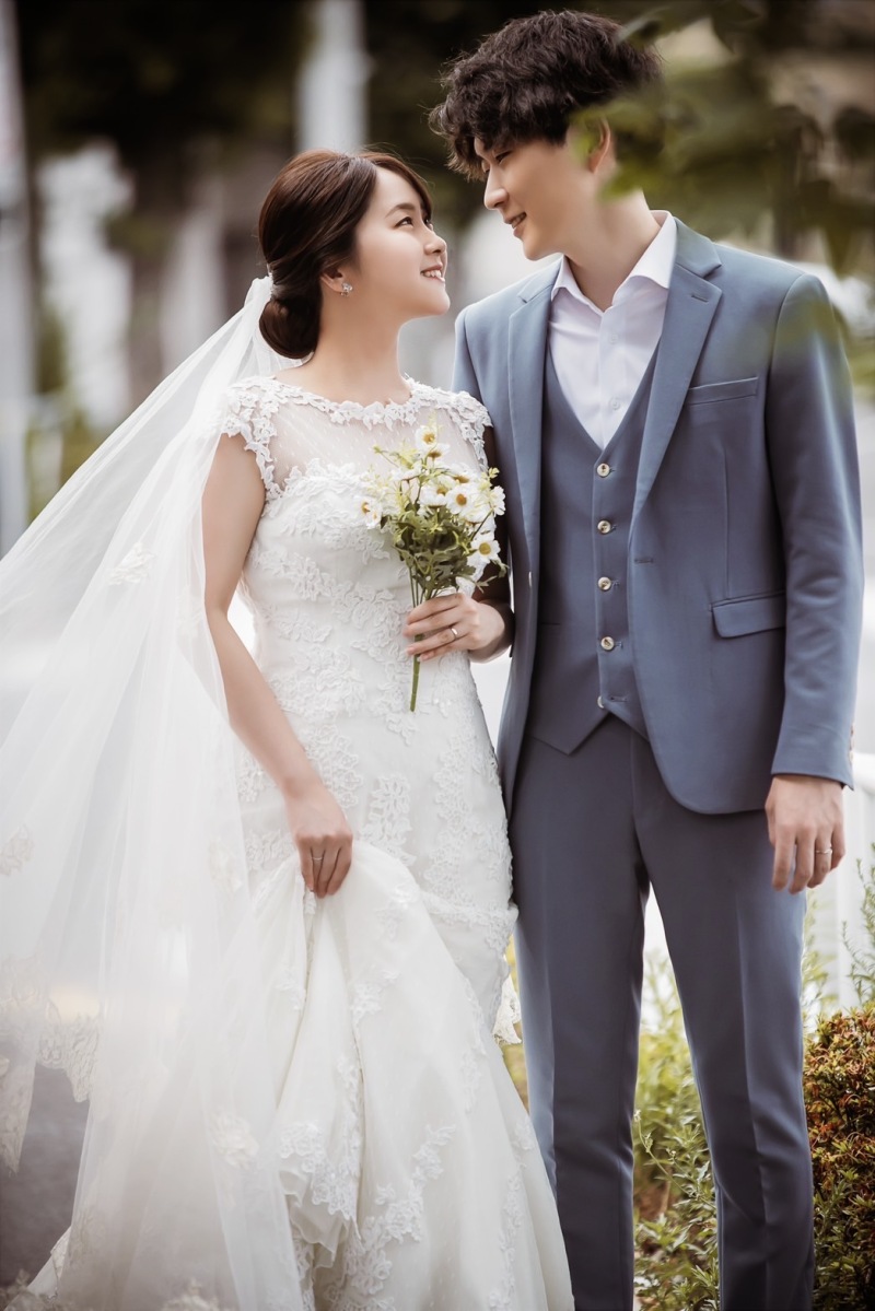 ドレス2着・カジュアル１着