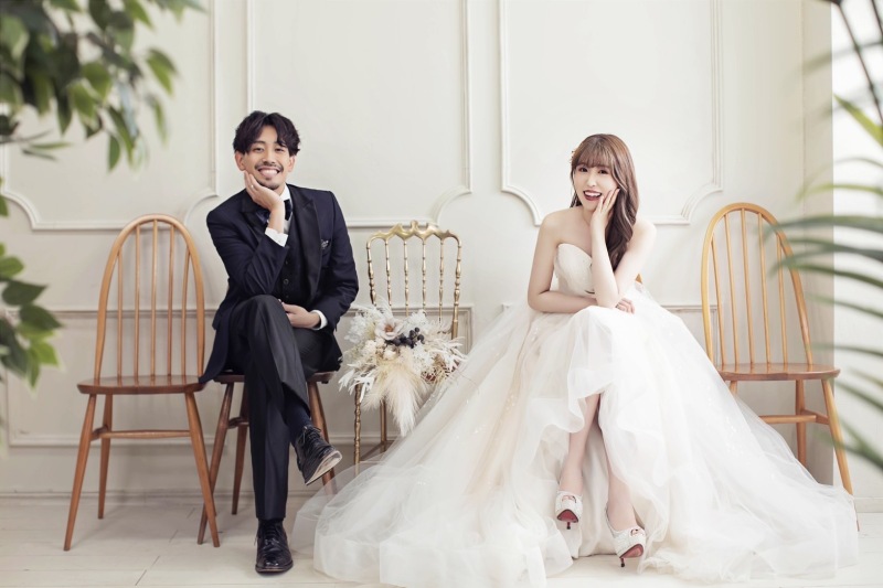 椅子に座って♡