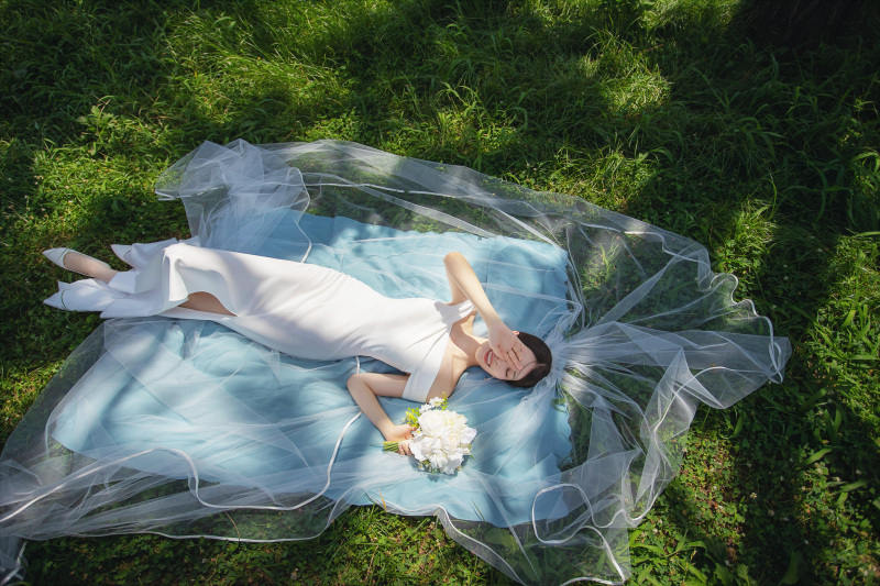 寝ころびショット