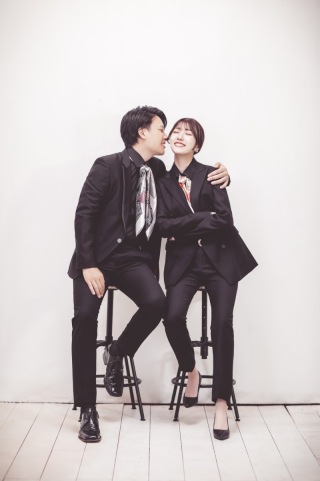 ドレス２着・カジュアル１着