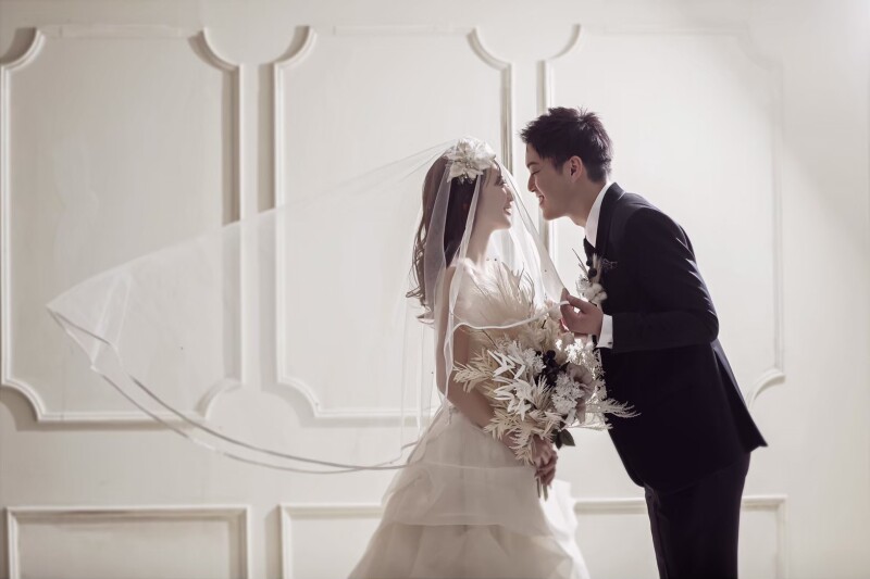 ベールをかぶって