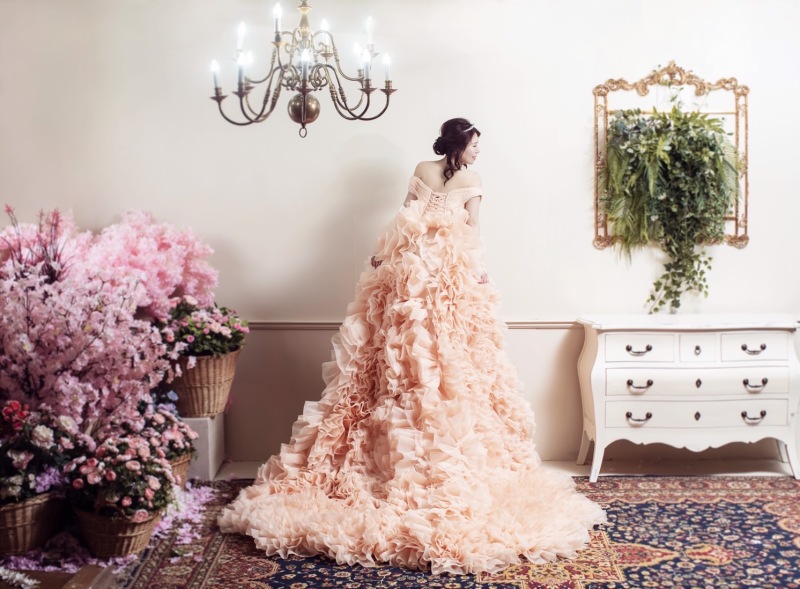 お姫様のようなオレンジドレス