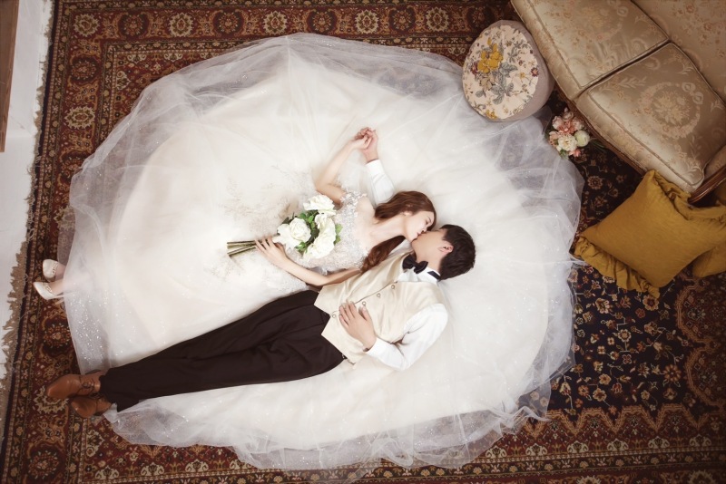 ドレスを広げて♡