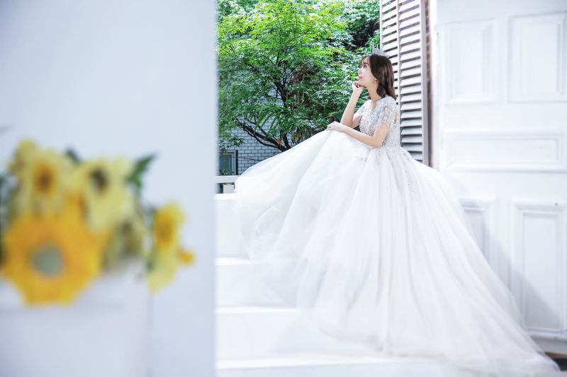 階段に座って♬