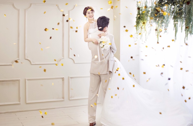 新婦様の抱っこシーン!