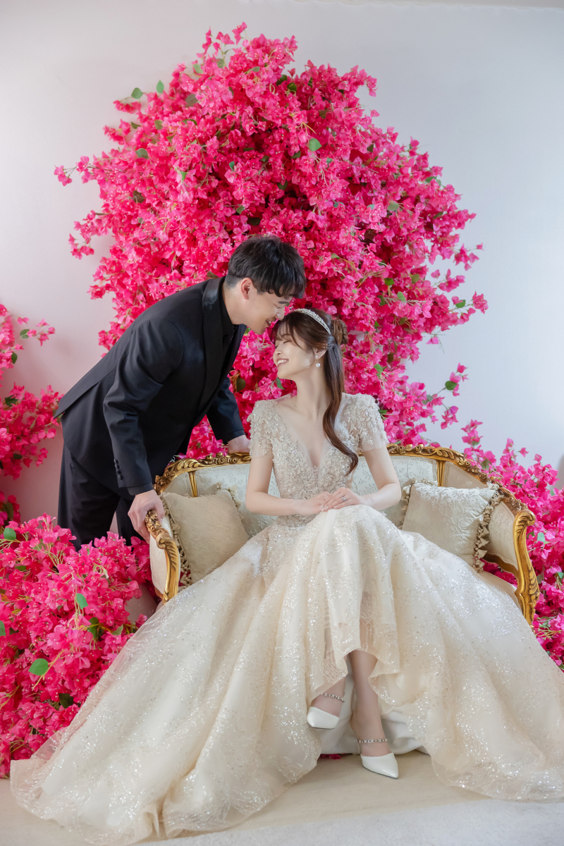 ピンクの花でツーショット