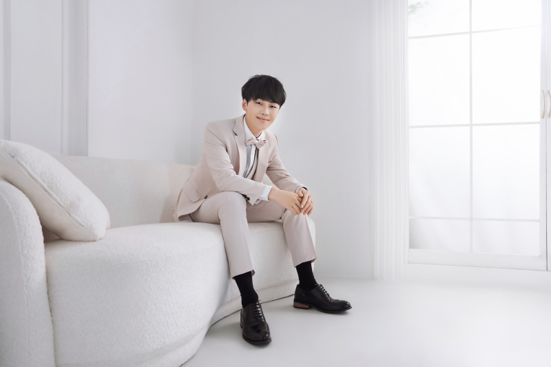 ソファでご新婦様ソロショット♪