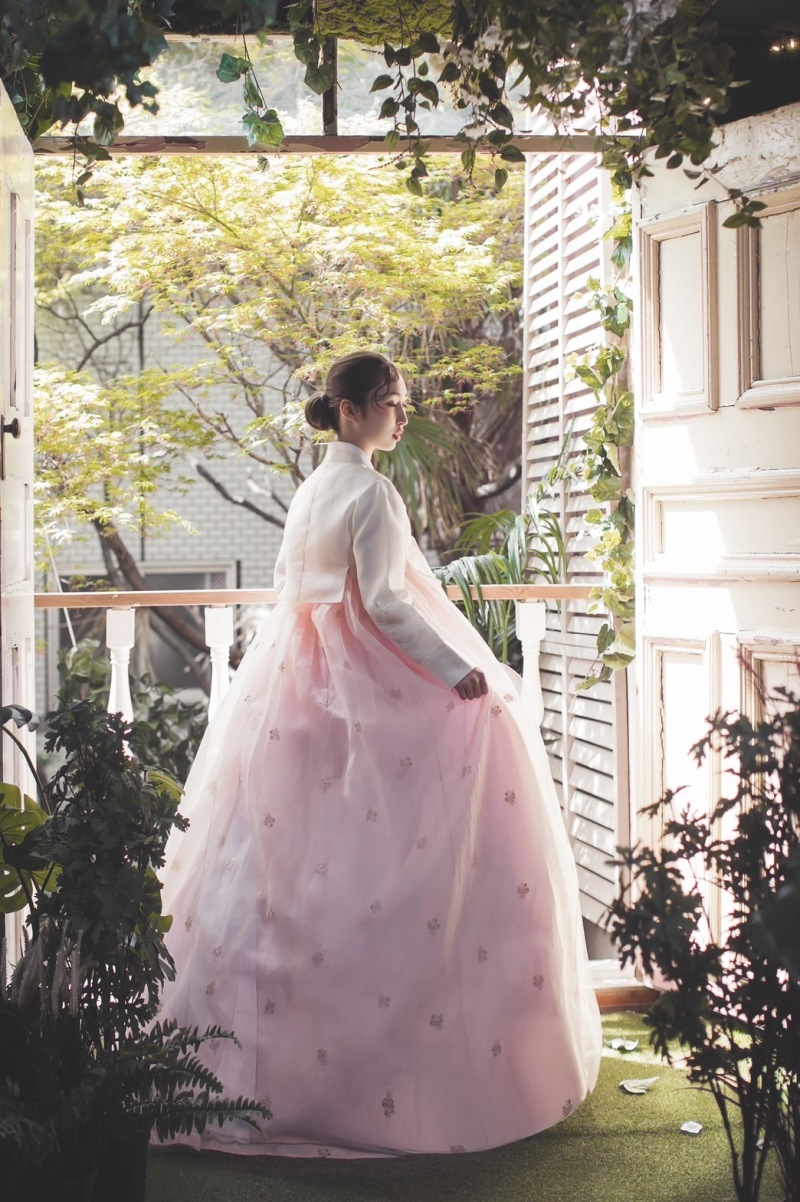 韓服に着替え撮影スタート！