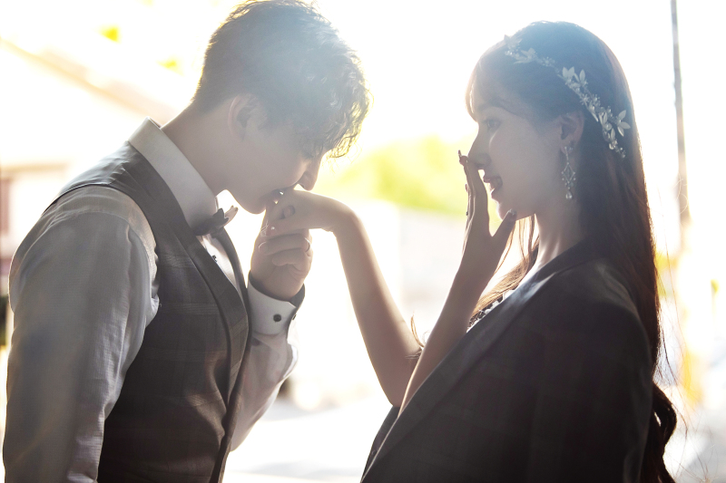 手にキス・・・♡