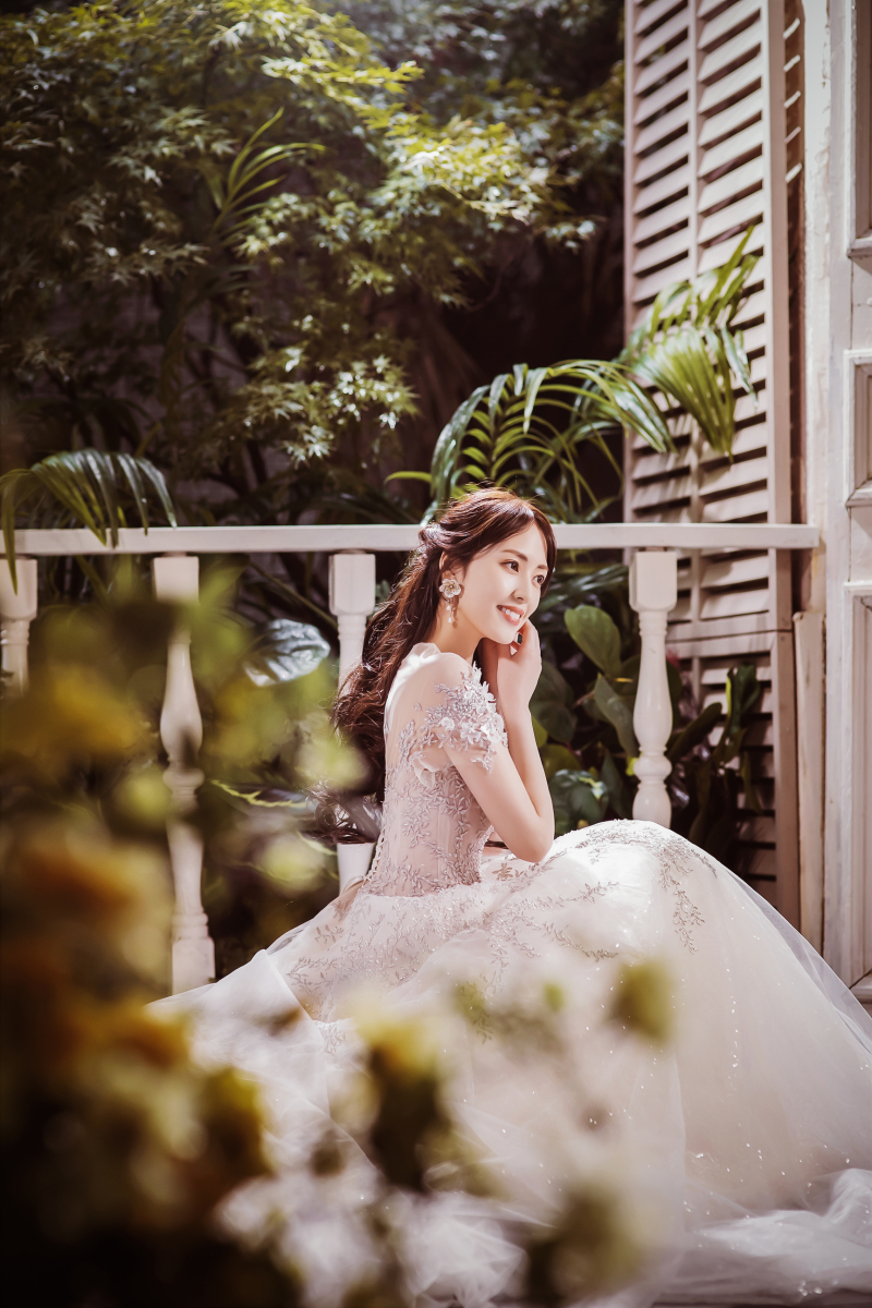 ドレスを広げて・・・