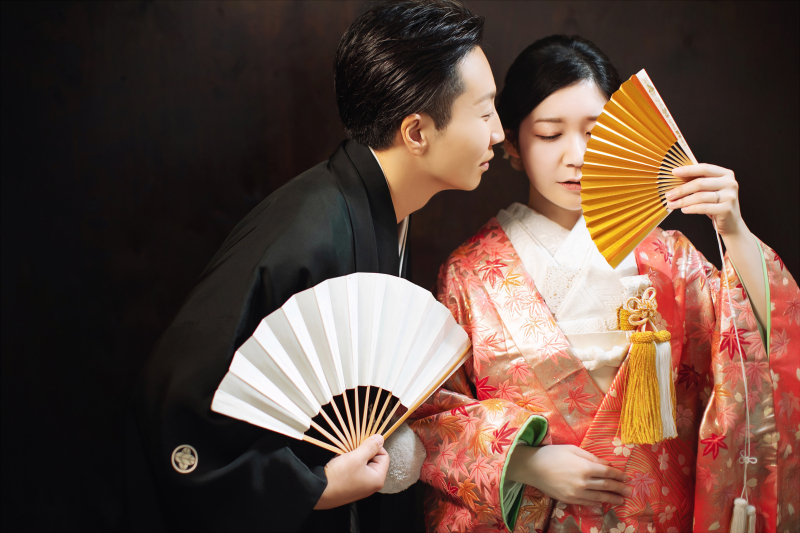 扇子を持って♡