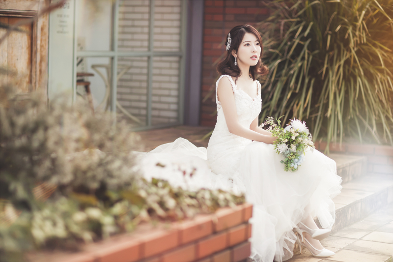 階段に座って♫