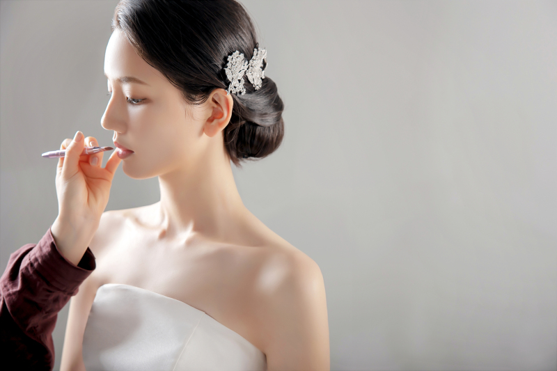 シンプルな1着白背景プラン