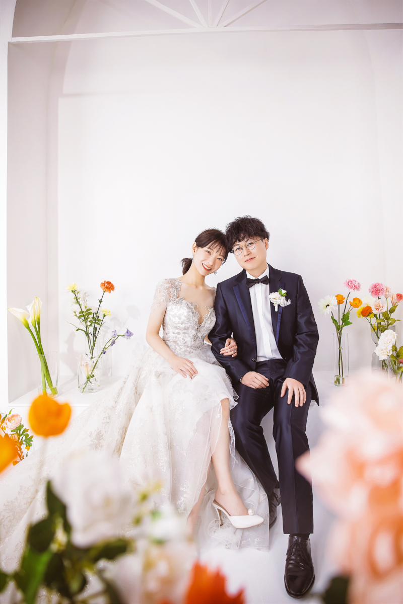 最後はお花に囲まれて