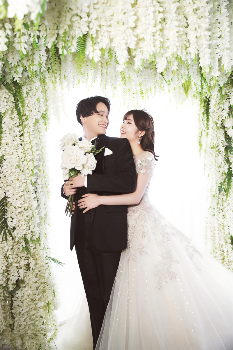 白いお花に囲まれて♡