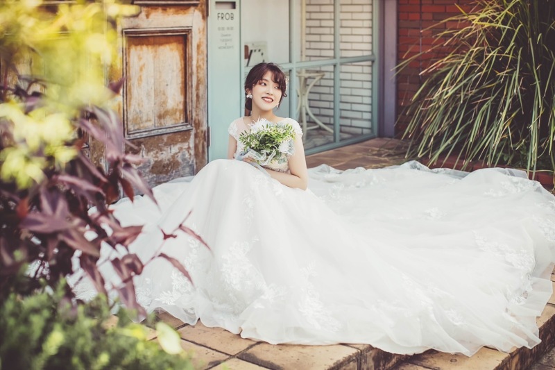 ドレスを広げて♡