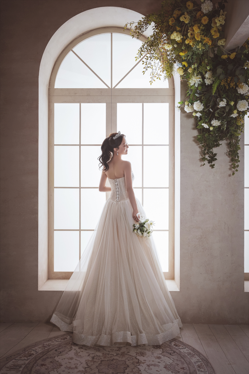 後ろ姿で・・・