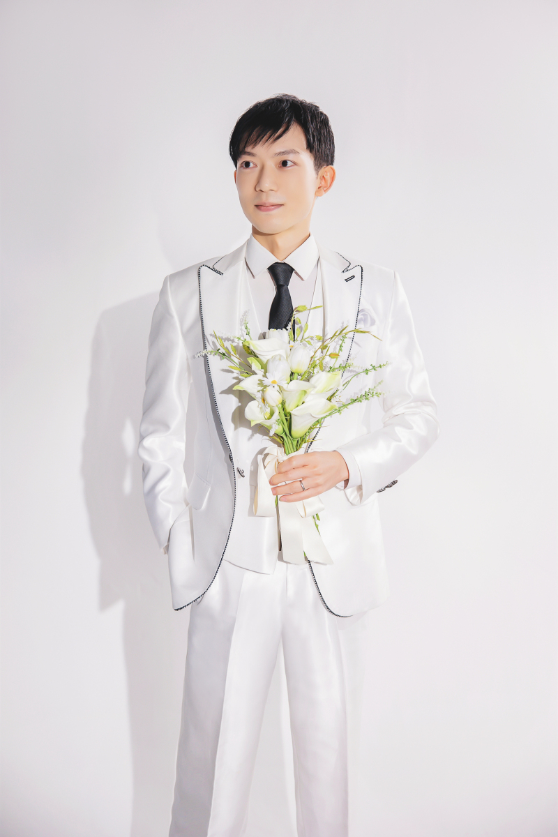 ご新郎様ソロショット