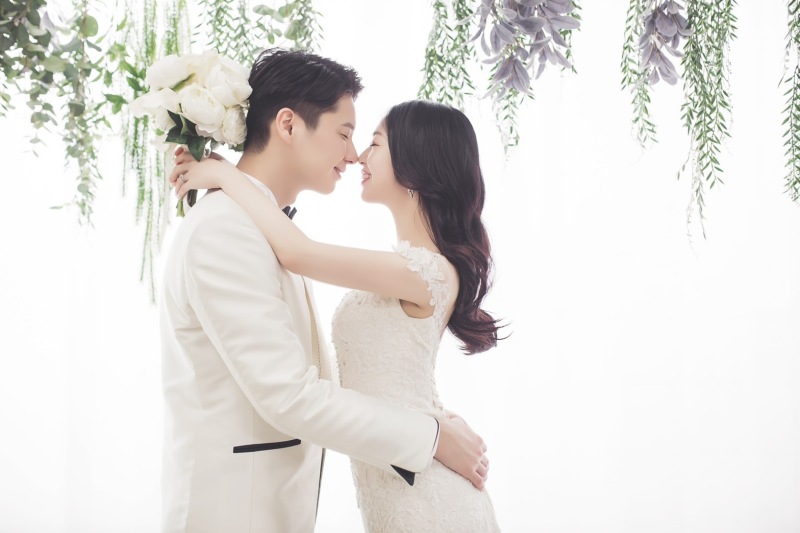 鼻と鼻を近づけて