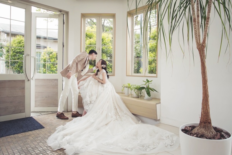 ドレスを広げて♡