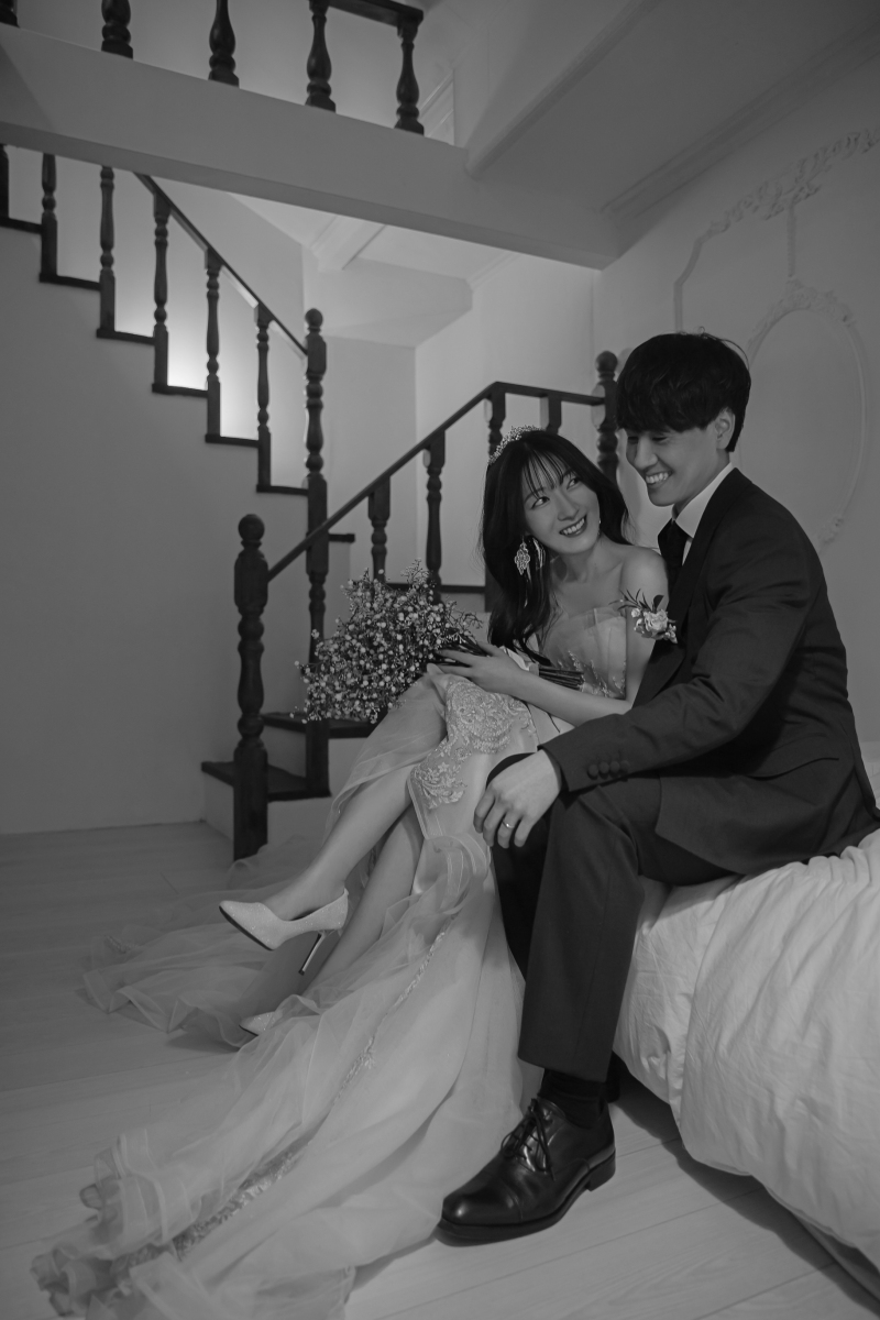 ベッドに座ったショット♪