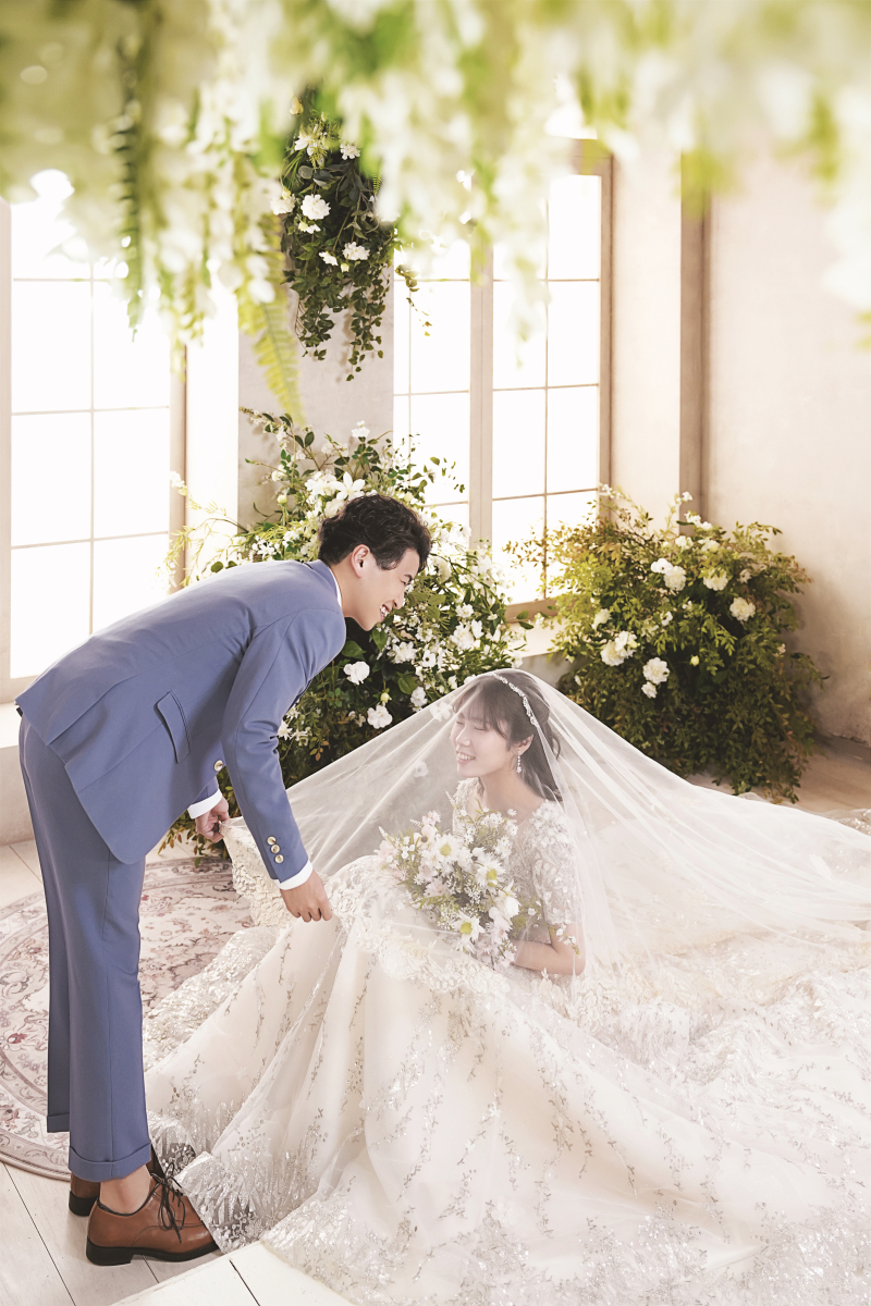 ベールを被って♡