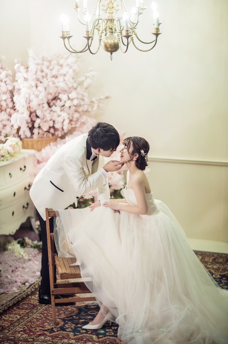 ベンチに座る新婦様に♡