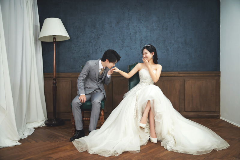 椅子に座って♡