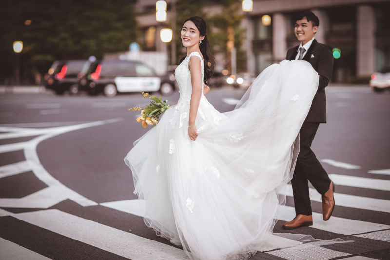横断歩道を渡りながら♬