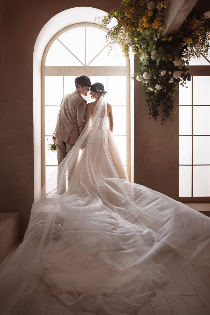 ベールシーンも忘れずに