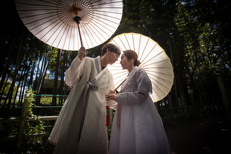 韓服1着・ドレス1着