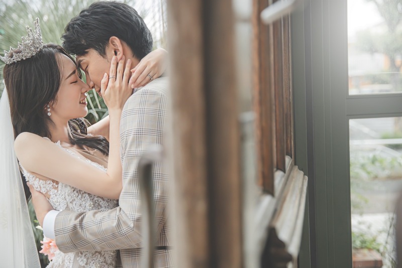 扉越しに・・・♡