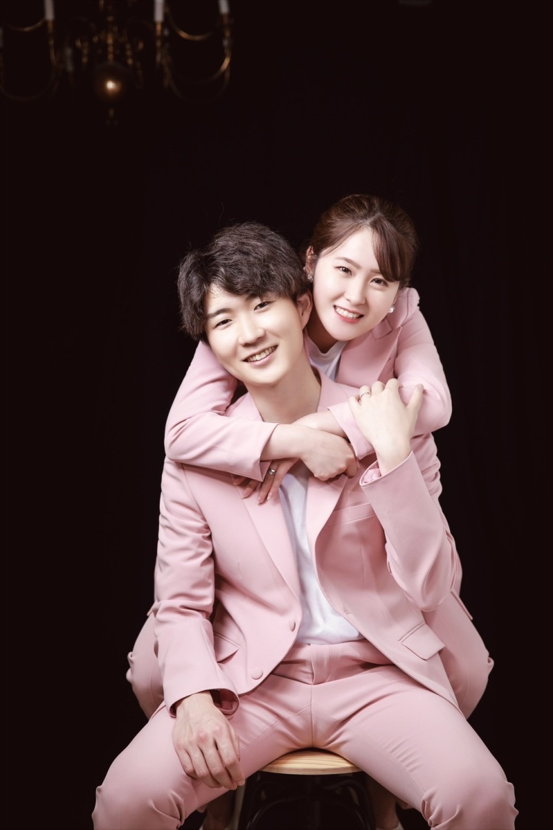 後ろからハグ♡