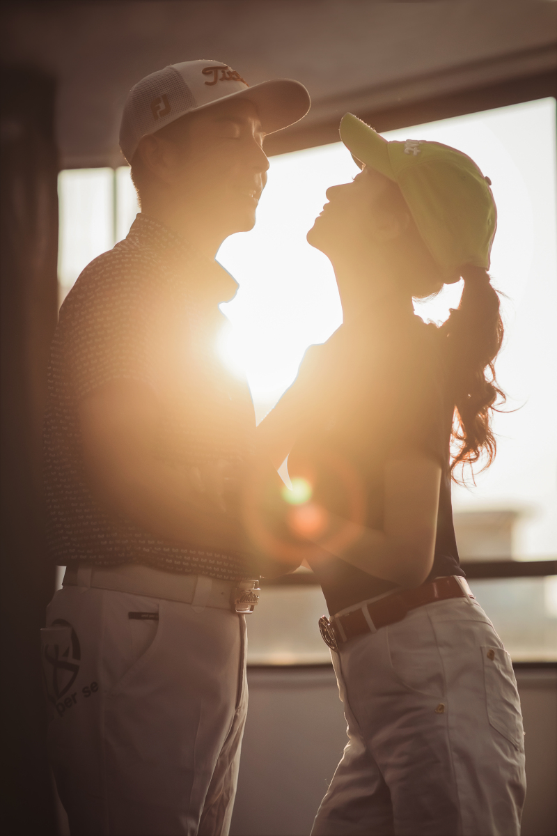 ゴルフウェアでのカジュアル撮影も♡