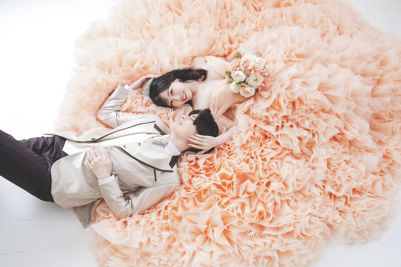 寝転びシーン♬