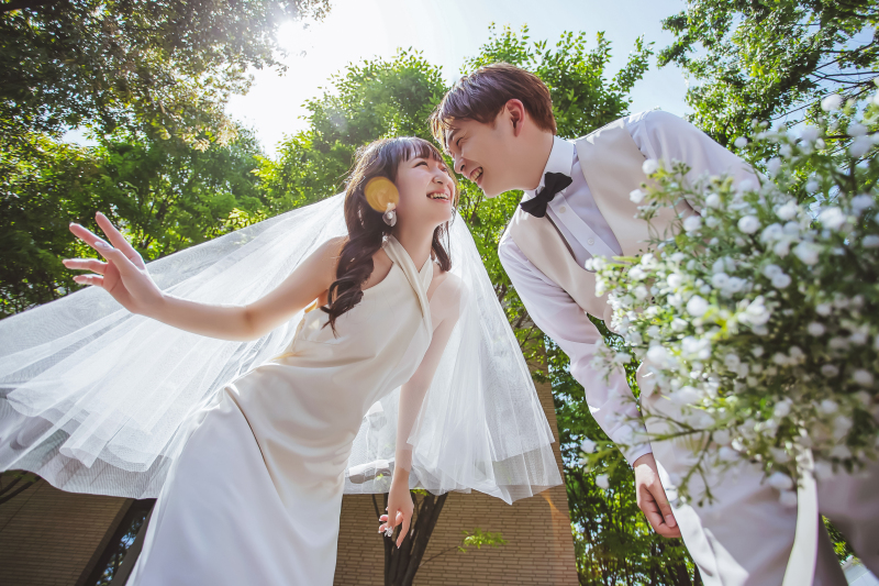 下からアングルも